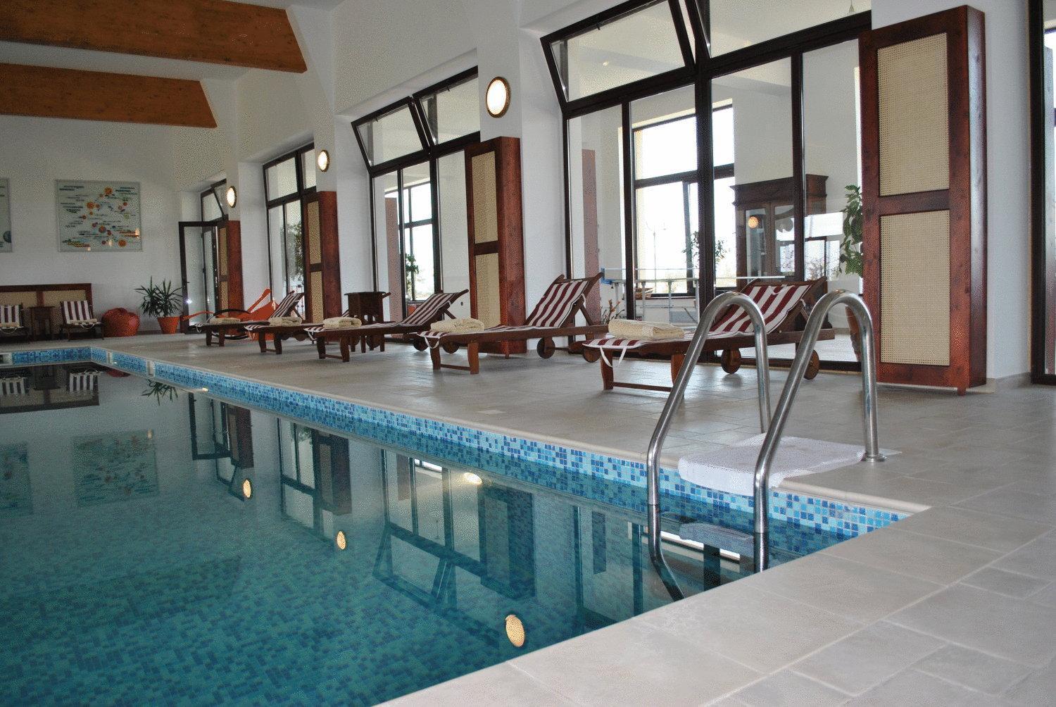 Club Insieme Grand Resort Potlogi Exteriör bild