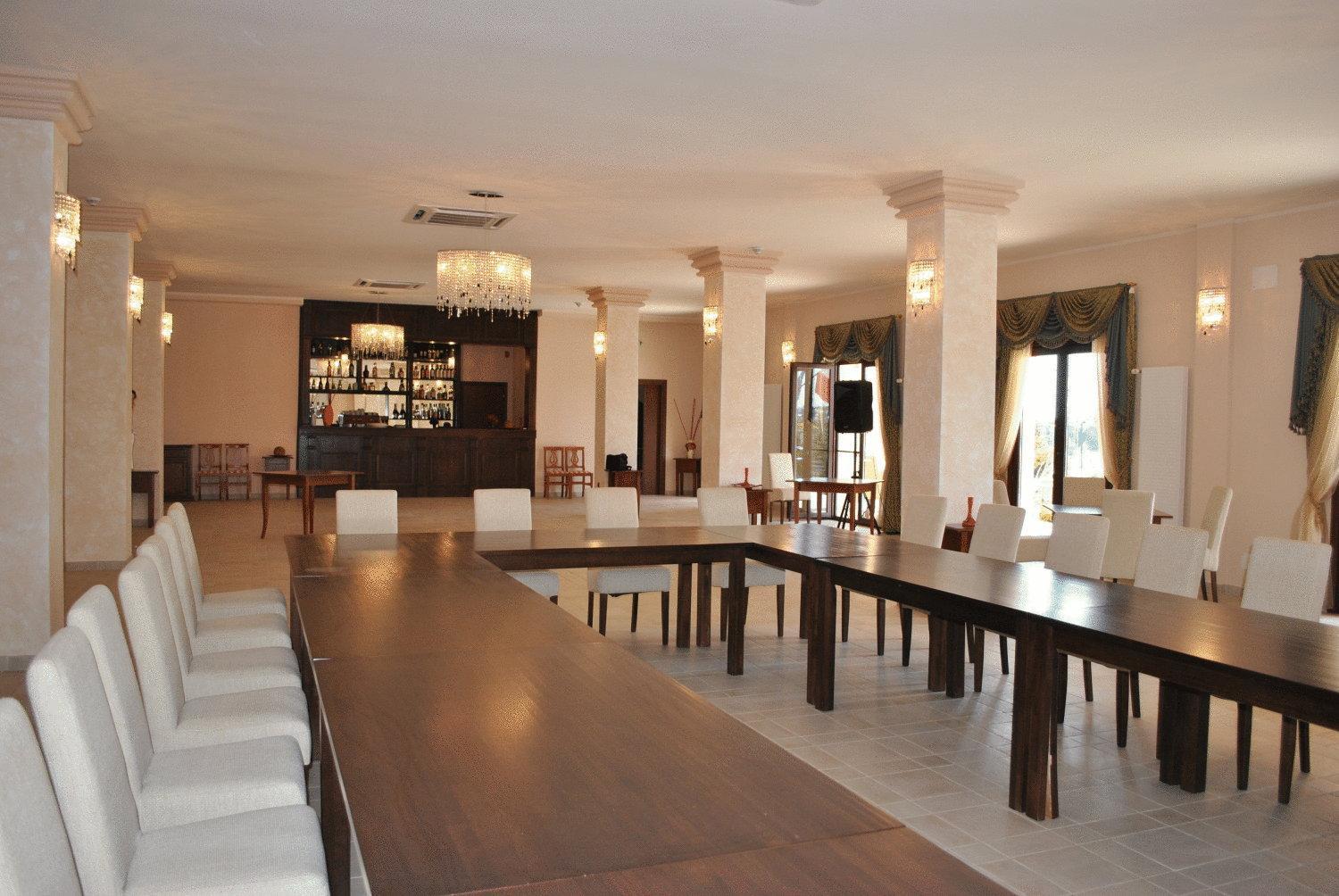 Club Insieme Grand Resort Potlogi Exteriör bild